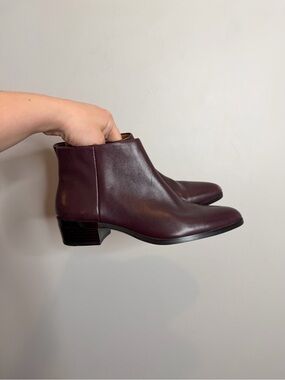 Coach Montana Ankle Boots Maroon Leather Minimal Chic 6.5 Quiet Luxury Oxblood